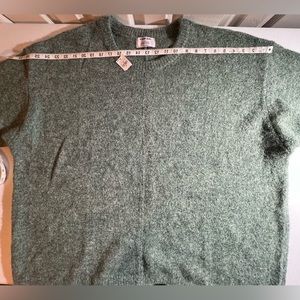 Old Navy Sweater
